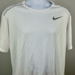 Nike T-shirt